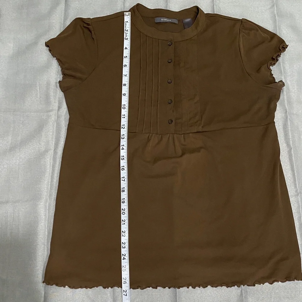Liz Claiborne Chocolate Button-Up Blouse